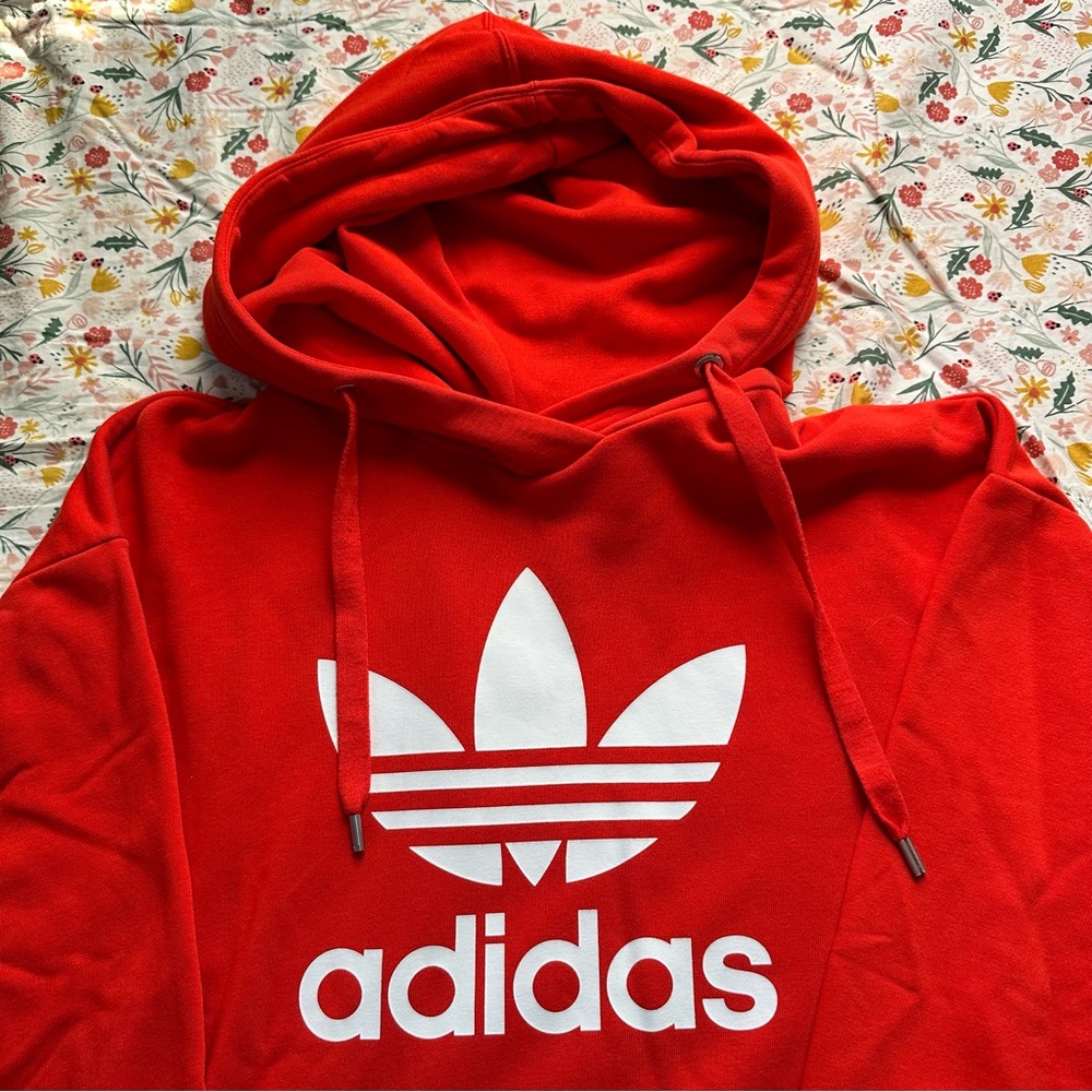 Women’s small red ADIDAS ADICOLOR TREFOIL HOODIE